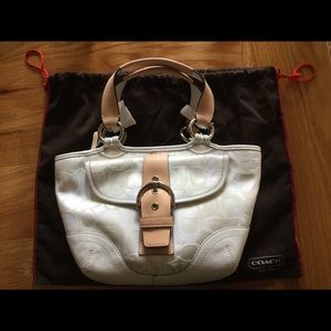Coach SOHO Optic White Beige Sig. C Small Tote